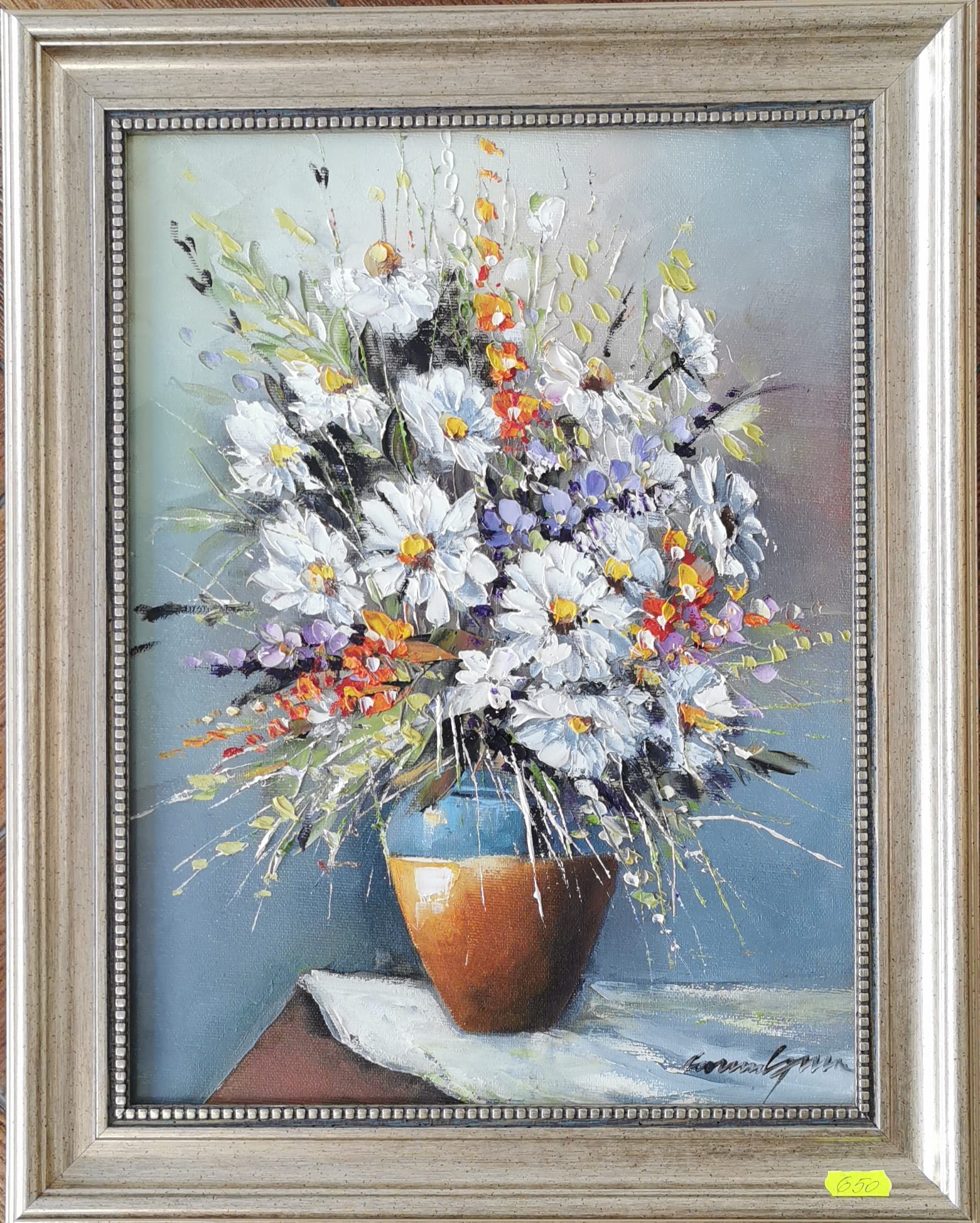 Flori în vas de lut