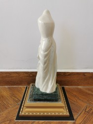 Eleganta - sculptura marmura