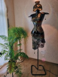 Lampa Xenia: eleganță și rafinament